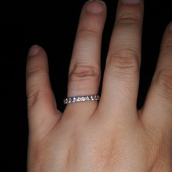 Jewelry - Picture 3 of 3